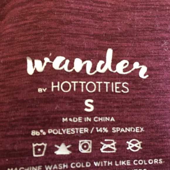Wander by Hottotties Long Sleeve Tee Small - Picture 4 of 5